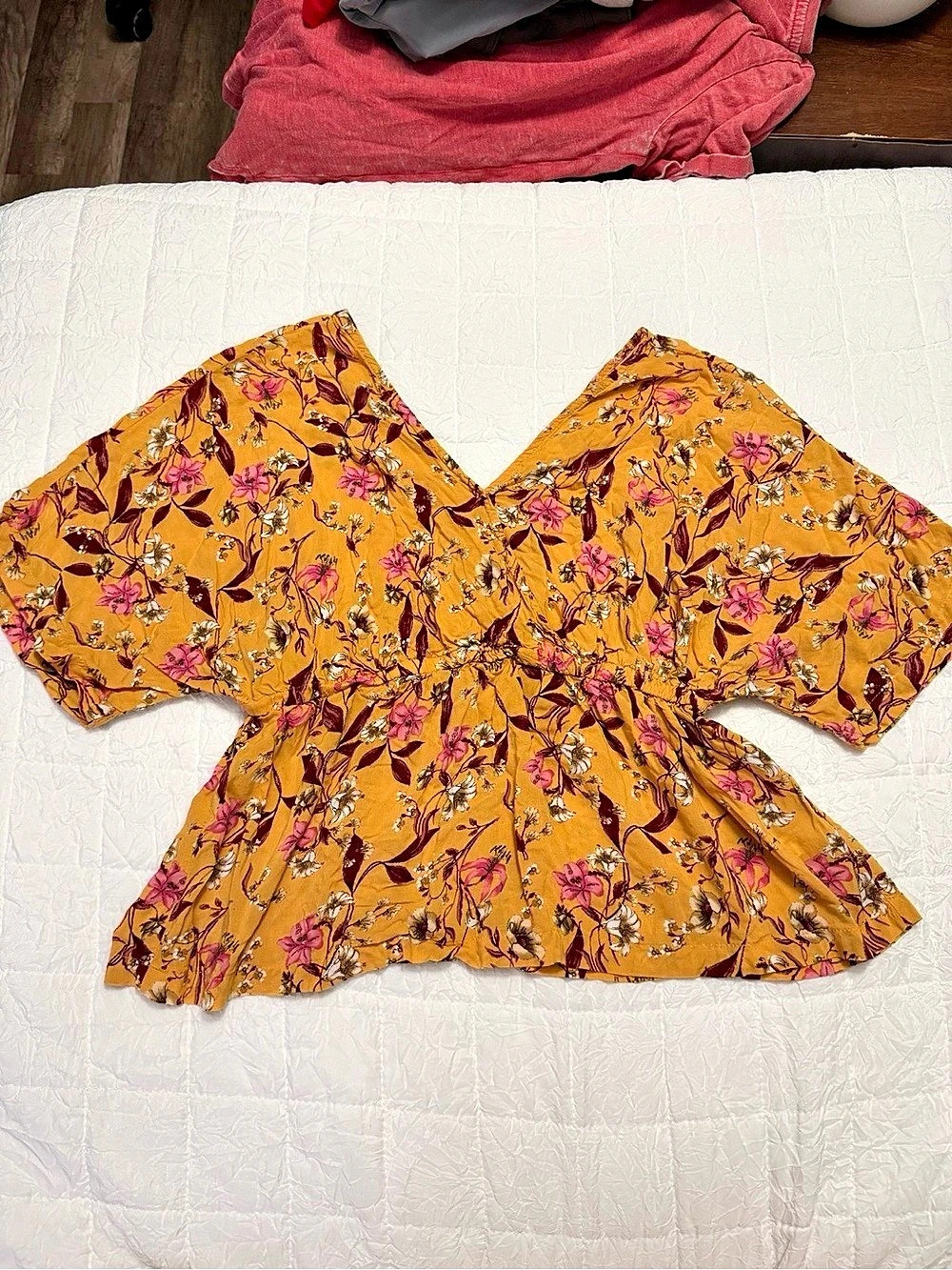 Cato Floral Blouse in Yellow & Pink Size Medium